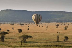Hot air balloon flights in Serengeti